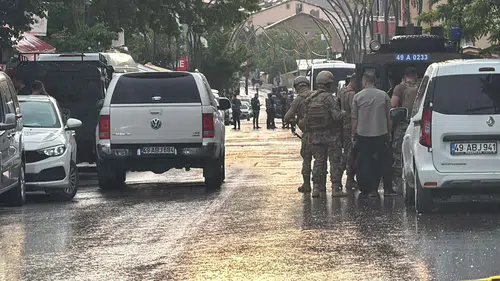 Muş'ta silahlı dehşet Kardeşini vurdu, polisle çatışmaya girdi