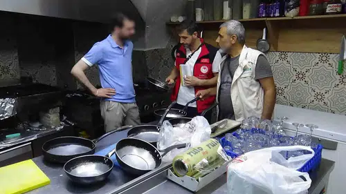 Balıklıgöl esnafına 700 bin liralık hijyen cezası kesildi
