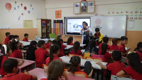 Batmanlı minikler sağlık eğitimini oyunla öğrendi