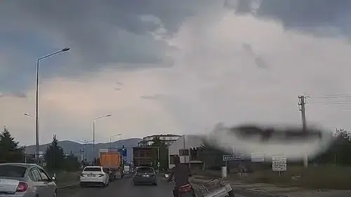 Elazığ trafiğinde yürekleri ağza getiren şov