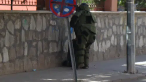 Ağrı'da sahipsiz valiz paniği kontrollü patlamayla sona erdi