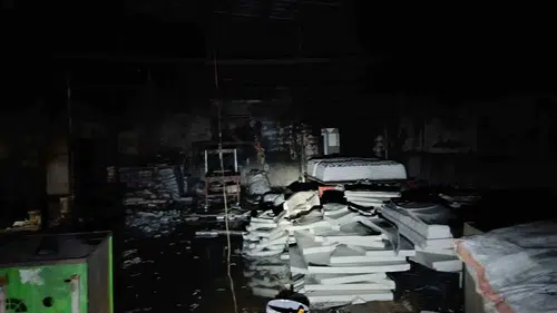 Kızıltepe’deki atölyede çıkan yangın paniğe yol açtı