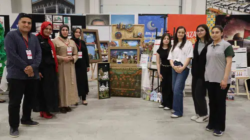 Elazığ’da öğretmenler atık malzemeleri dijital sanata dönüştürüyor