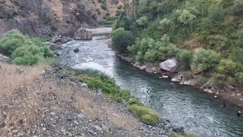 Bitlis Mutki'de dere faciası Bir çocuk hayatını kaybetti diğeri aranıyor
