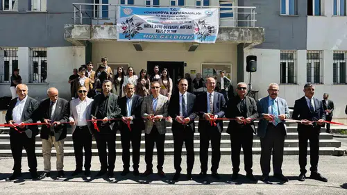 Yüksekova’da binlerce kursiyerin el emeği görücüye çıktı