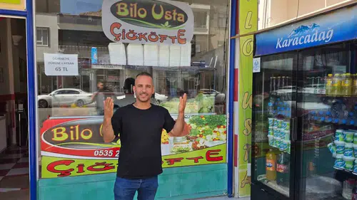 Çermik'te takdir getiren öğrenciye çiğköfte bedava