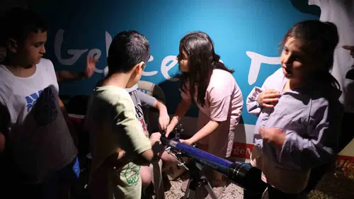 Zerzevan Kalesi’nde binlerce çocuk uzayın derinliklerini keşfetti