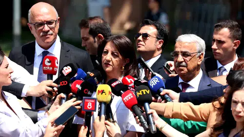 DEM Parti'den kritik hamle: Çerçeve yasa için geri sayım başladı