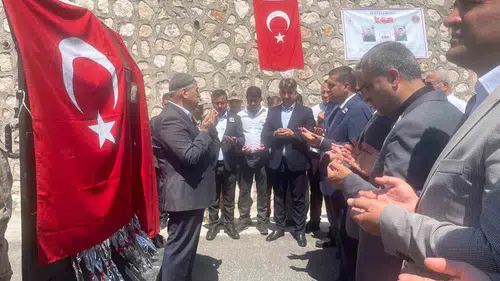 Batman dokuz yıl önce kaybettiği kahramanlarını unutmadı