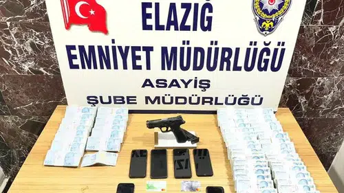 Banka görevlisi kılığındaki dolandırıcılara operasyon