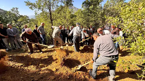 Şemdinli'de uzman çavuş dehşeti Dört kişi toprağa verildi