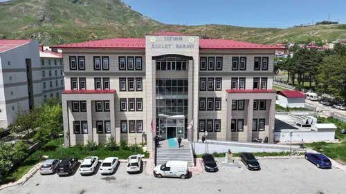 Tatvan merkezli bahis operasyonunda 1.6 milyar liralık vurgun ortaya çıktı