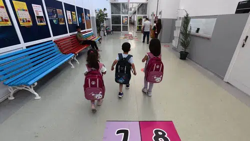 Diyarbakırlı miniklere okul yolunda destek eli uzandı
