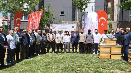 Şırnaklı arıcılara devletten modern ekipman desteği