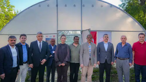 Hakkari’de çiftçilere 362 bin fide desteği sağlandı