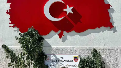 Hilvan jandarmasından kenevir baskını