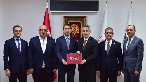 Elazığlı gençler için 10 yeni spor sahası yolda