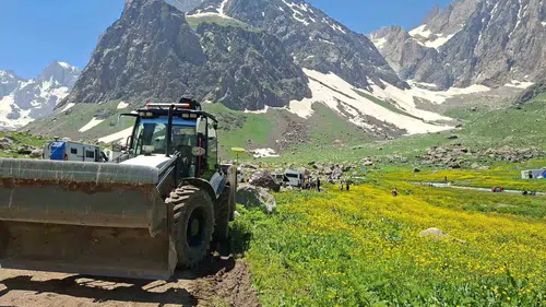 Hakkari’nin doğa harikası vadi dev güreş finaline ev sahipliği yapıyor