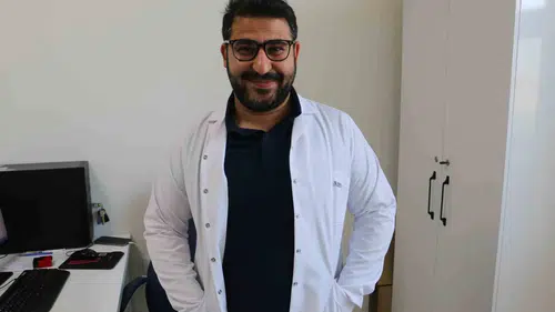Kas erimesiyle başlayan ALS hastalığına karşı erken tanı uyarısı