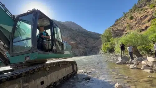 Bingöl’de kayıp kişiyi bulmak için çayın yönünü değiştirdiler