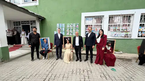 Diyadinli öğrencilerden yıl sonu sanat ve tasarım şöleni