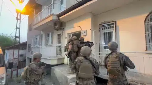 DEAŞ'ın para trafiğine 21 ilde büyük darbe