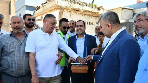 Birecik’te mahallelinin taziye evi özlemi sona eriyor
