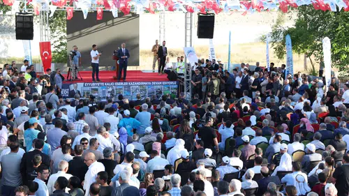 Şanlıurfa'da eski cezaevi alanı belediye binasına dönüşüyor