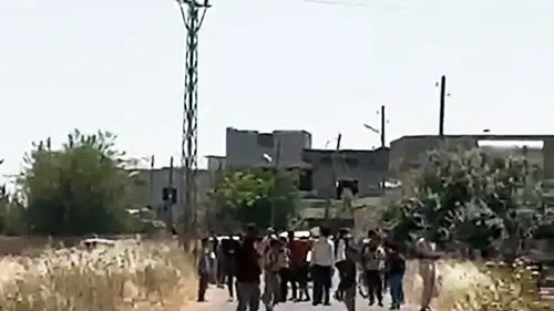 Şanlıurfa Ceylanpınar'da kaçak elektrik kontrolü yapan ekiplere taşlı saldırı düzenlendi