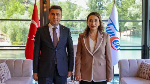 Pınar Ayaz Nazımiye ilçesinde göreve başlayan ilk kadın kaymakam oldu