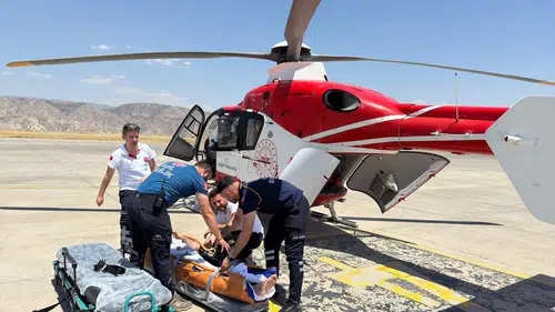 Şırnakta ağır yaralanan hasta hava ambulansıyla Şanlıurfaya sevk edildi
