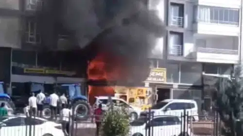 Elazığ Kovancılar ilçesinde bir dükkan yangınla küle döndü