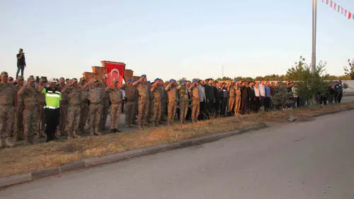 Malazgirt şehit Binbaşı Arslan Kulaksız için anma töreni düzenledi