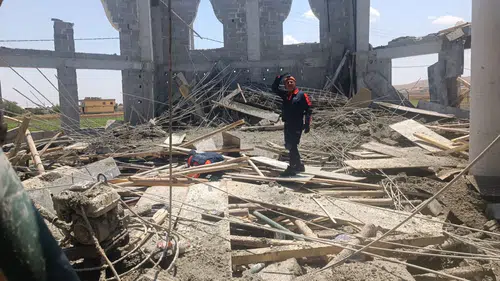 Şanlıurfa Eyyübiye’deki cami inşaatında göçük yaşandı ve 3 işçi yaralandı