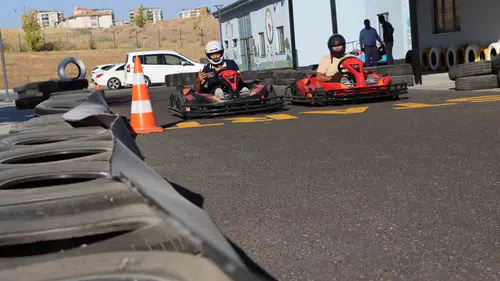 Şanlıurfa yeni go-kart pistiyle hız tutkunlarını ağırlamaya başladı