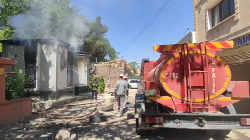 Şanlıurfa Viranşehir’de elektrik trafosunda çıkan yangın çevreye panik yaşattı