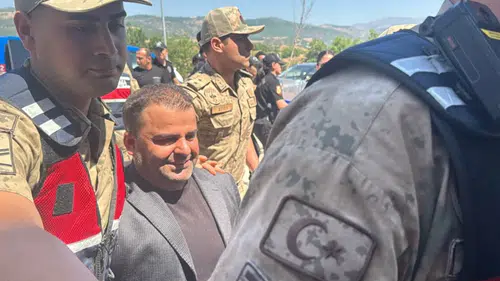 Gülistan Doku soruşturmasında tutuklanan Memet Aca’nın karanlık dosyası: Sedat Peker tehdidi ve devlet protokolündeki ‘dokunulmazlık’ zırhı