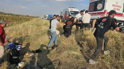 Şanlıurfa'da devrilen minibüsün yolcularından 18 kişi evine döndü