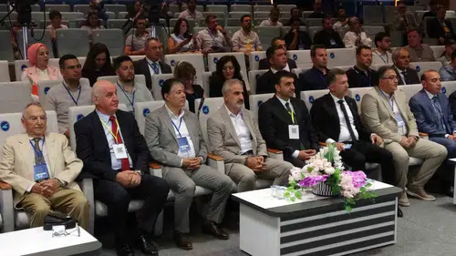 Van YYÜ Mühendislik Sempozyumu ile Yer Bilimleri ve Gelecek Masaya Yatırıldı