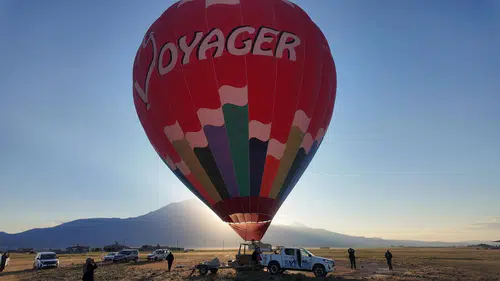 Ağrı Dağı ve İshak Paşa Sarayı üzerinde tarihi balon uçuşu yapıldı