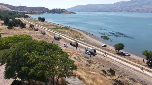 Hazar Gölü kıyılarını temizlemek için büyük seferberlik başlatıldı