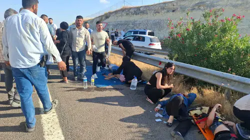 Şanlıurfa yolunda feci kaza 3 kişi hayatını kaybetti