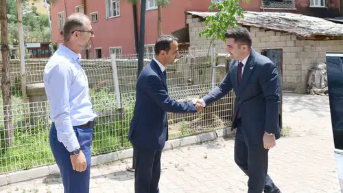 Çatak Kaymakamı Abdullah Sarı eğitim kurumlarını denetledi