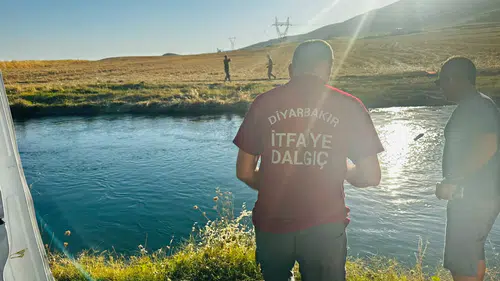 Silvan ilçesinde sulama kanalına giren genç akıntıya kapılarak kayboldu