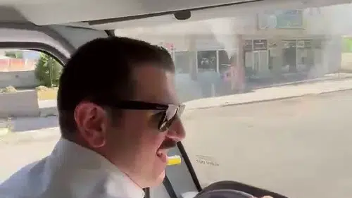 Tutak Belediye Başkanı ve Kaymakam yeni dolmuşun koltuklarına oturdu