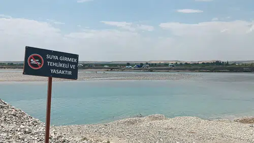 Silvan'da Batman Çayı'na giren 32 yaşındaki vatandaş akıntıya kapılarak gözden kayboldu