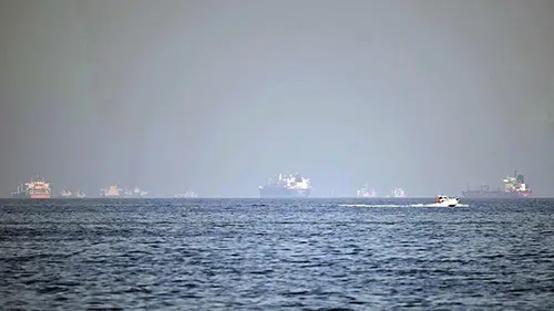 ABD'den İran'a sert ültimatom: Enerji altyapısı hedefte, deniz ablukası resmen başladı