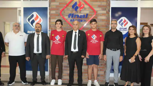 Diyarbakırlı İki Öğrenci LGS Sınavında Tam Puan Alarak Zirveye Yerleşti