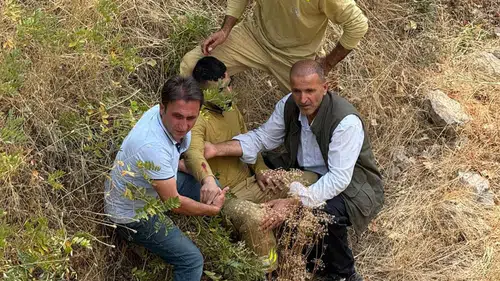 Yangına müdahale için yola çıkan arazöz nehre uçtu