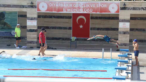 Yüzme Bilmeyen Kalmasın projesi Diyarbakır'da 35 bin kişiye ulaştı